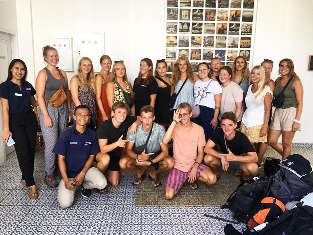 Dip & Doze Living Hostel ชังกู ภายนอก รูปภาพ